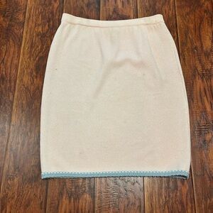 St. John Cream Pencil Skirt with Blue Accent